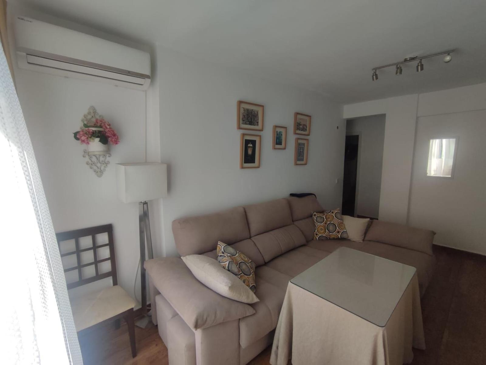 Piso Reformado 3 Habitaciones Sevilla Bagian luar foto